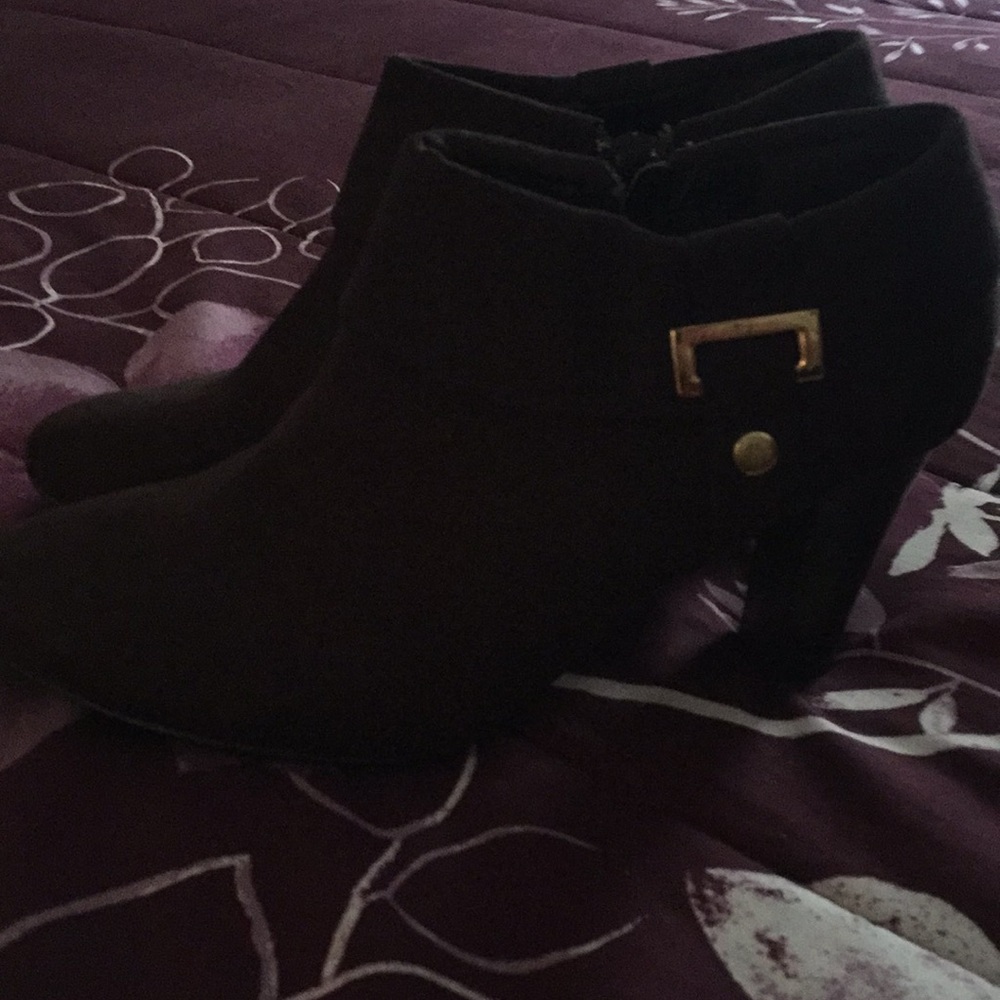 Brown shoes